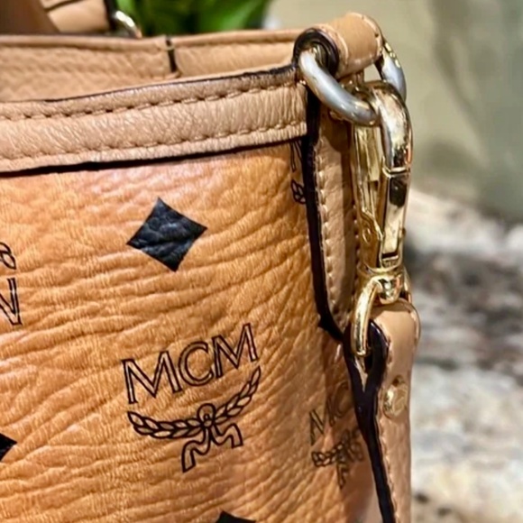 MCM 🎁EUC Visetos Striped Tote Cognac Tote Bag - Picture 7 of 11